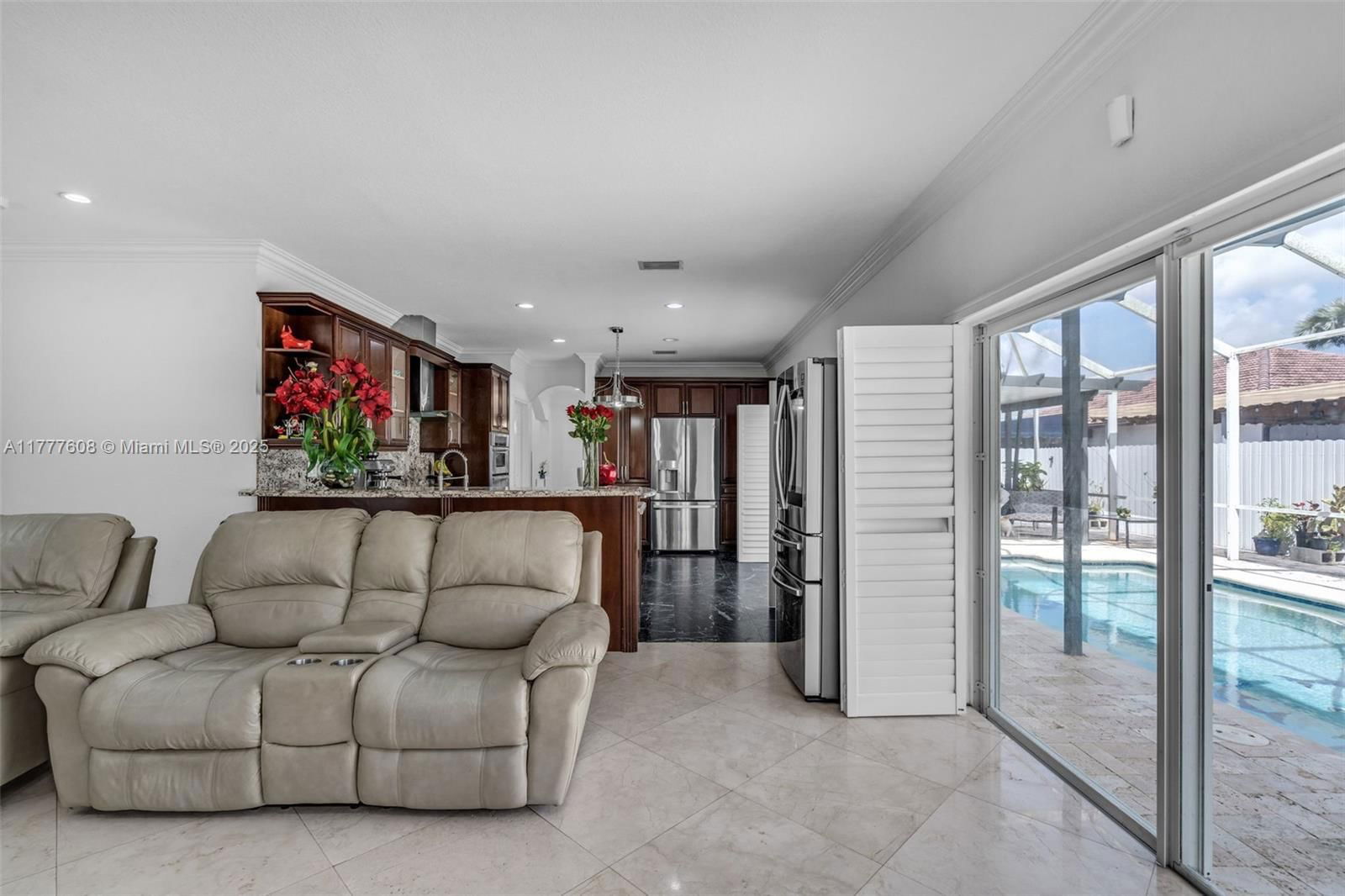 Real estate property located at 16075 149th Ter, Miami-dade, Shoreway Sub, Miami, FL