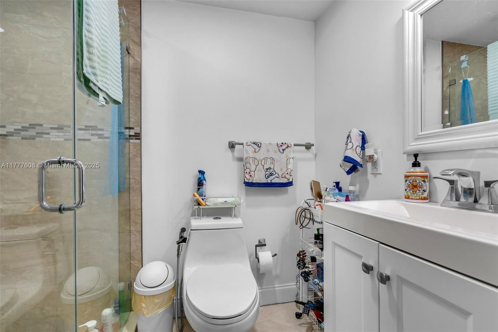 Real estate property located at 16075 149th Ter, Miami-dade, Shoreway Sub, Miami, FL