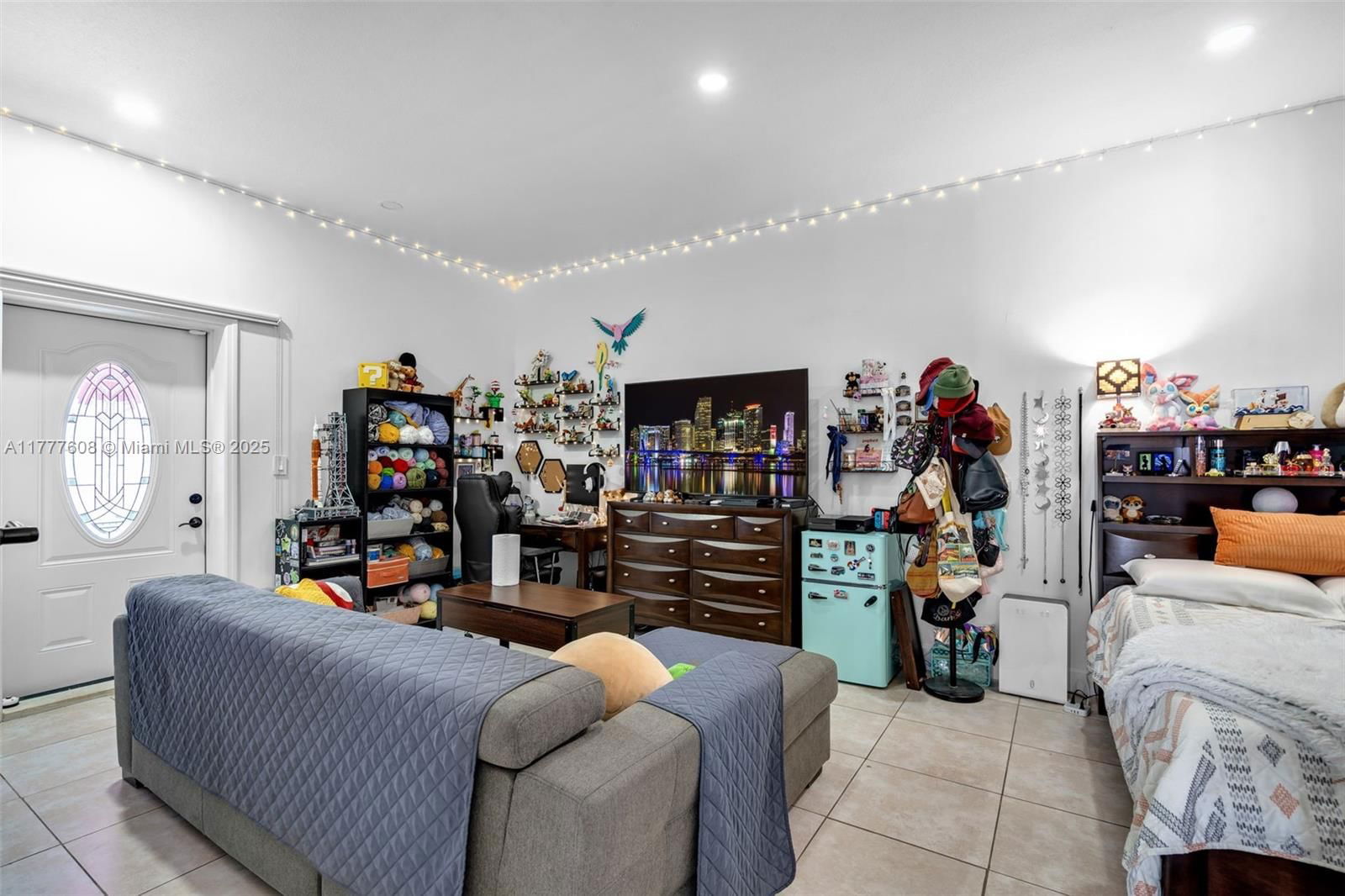 Real estate property located at 16075 149th Ter, Miami-dade, Shoreway Sub, Miami, FL