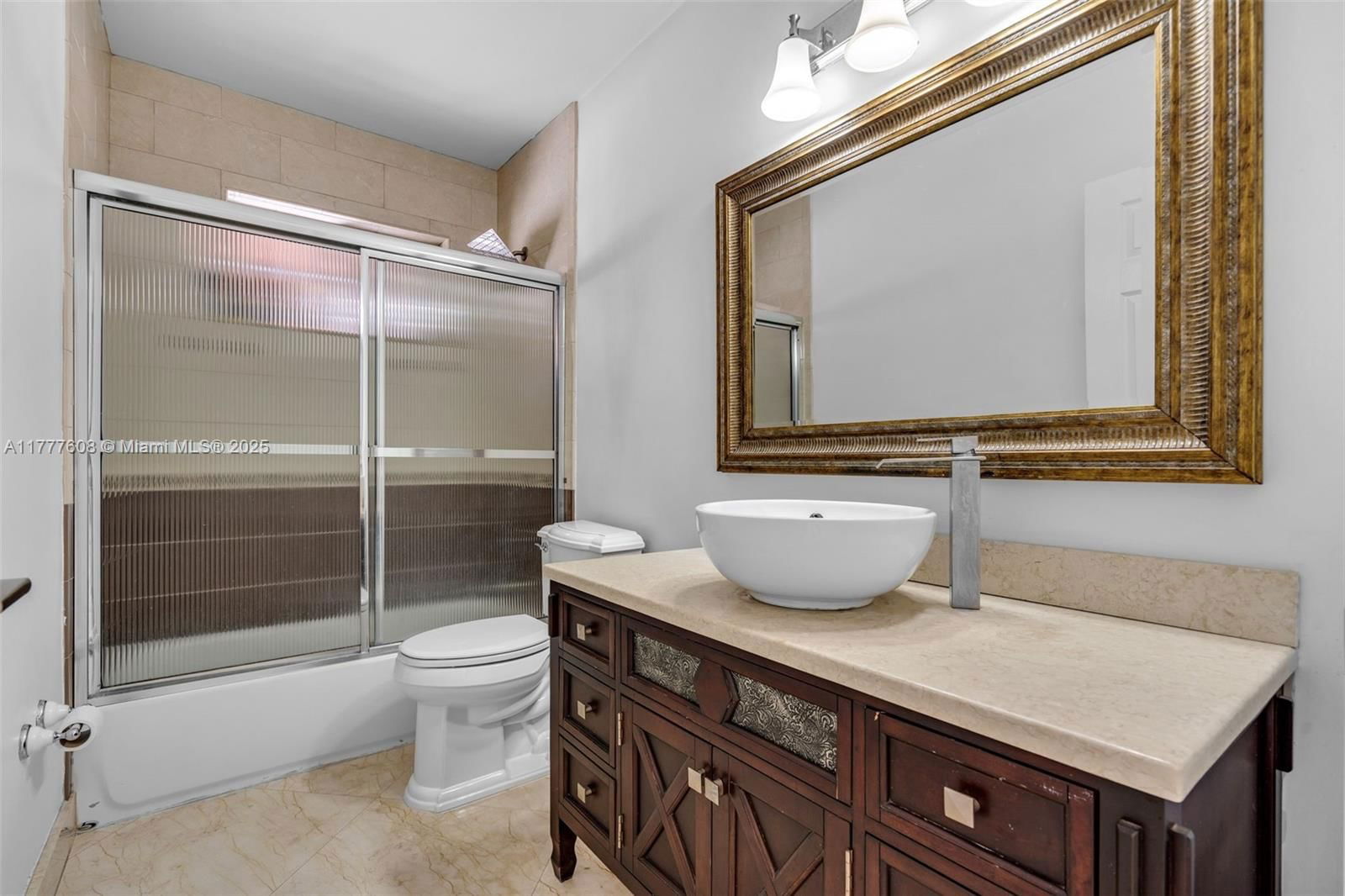 Real estate property located at 16075 149th Ter, Miami-dade, Shoreway Sub, Miami, FL