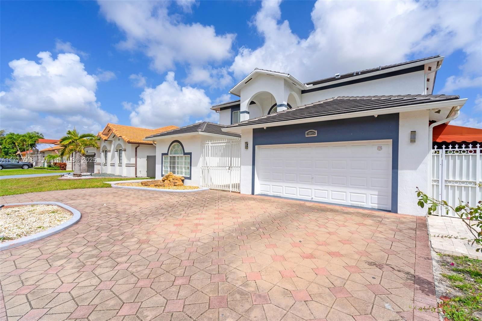 Real estate property located at 16075 149th Ter, Miami-dade, Shoreway Sub, Miami, FL