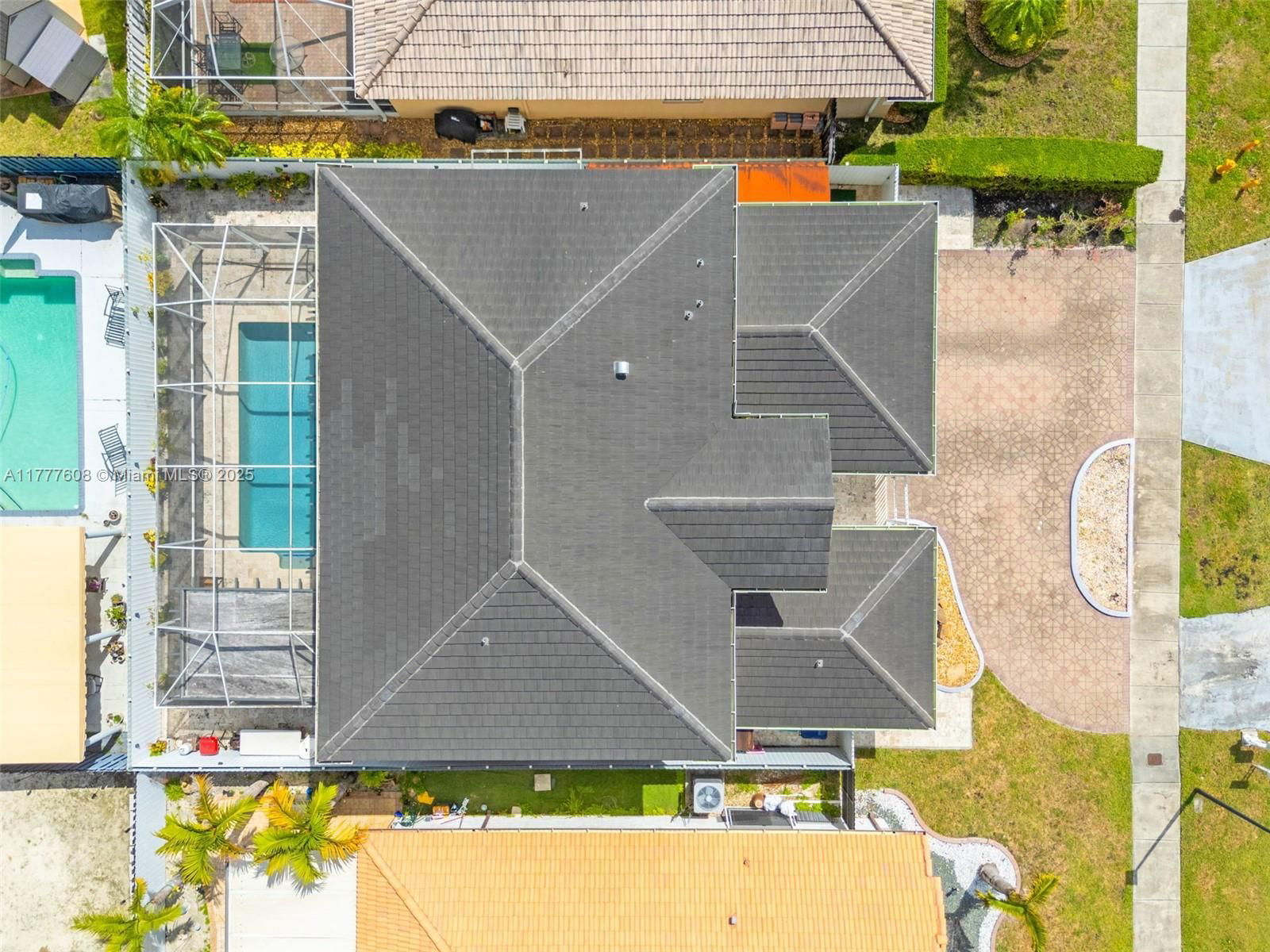 Real estate property located at 16075 149th Ter, Miami-dade, Shoreway Sub, Miami, FL