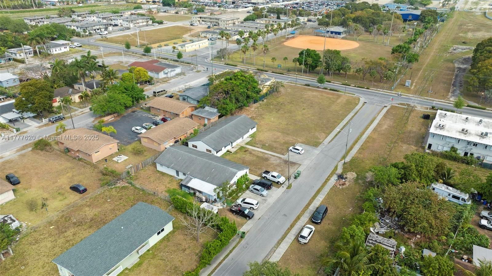Real estate property located at 430 10th Ave, Miami-dade, Roosevelt Homesites, Homestead, FL