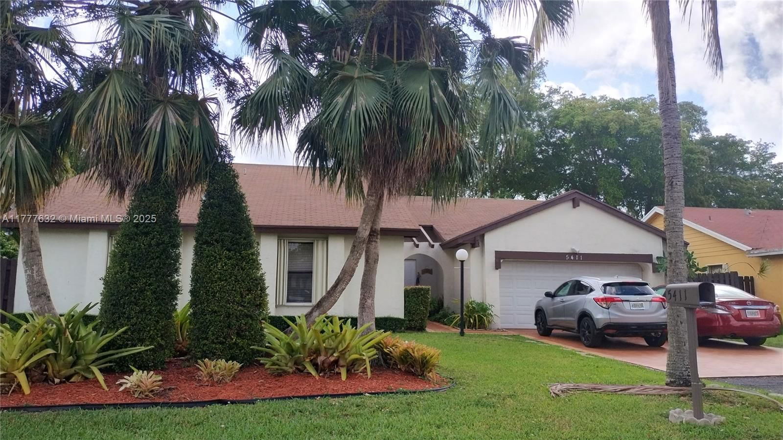 Real estate property located at 5411 147th Ct, Miami-dade, Lakes Of The Meadow Sec 2, Miami, FL