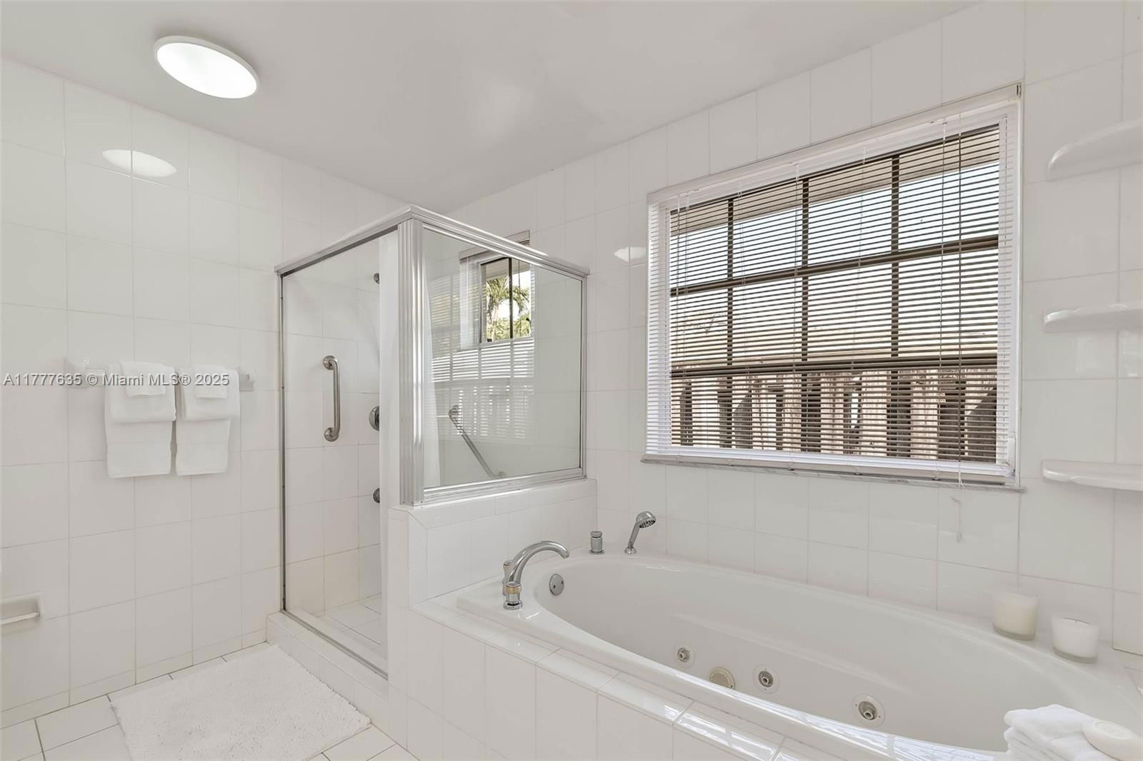 Real estate property located at 13925 74th Ave, Miami-dade, Pine Mnr Ests, Palmetto Bay, FL