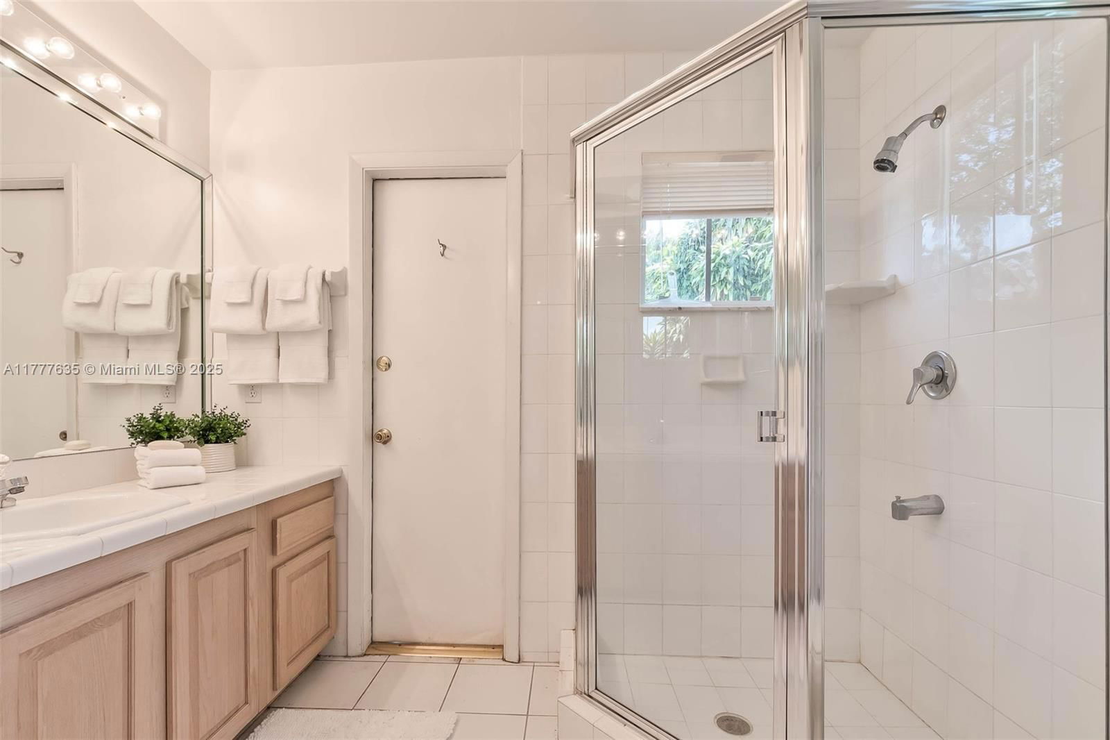 Real estate property located at 13925 74th Ave, Miami-dade, Pine Mnr Ests, Palmetto Bay, FL