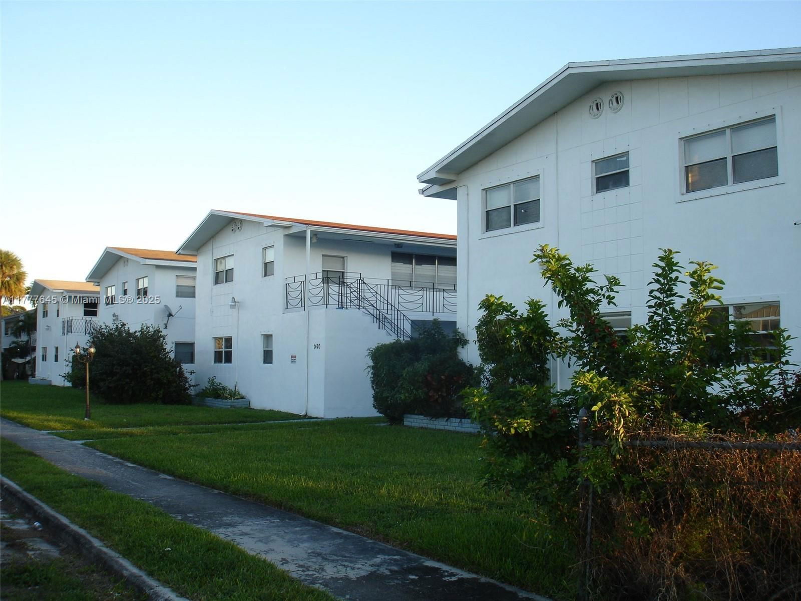 Real estate property located at 1440 171st St, Miami-dade, Fulford By Sea Sec O, North Miami Beach, FL