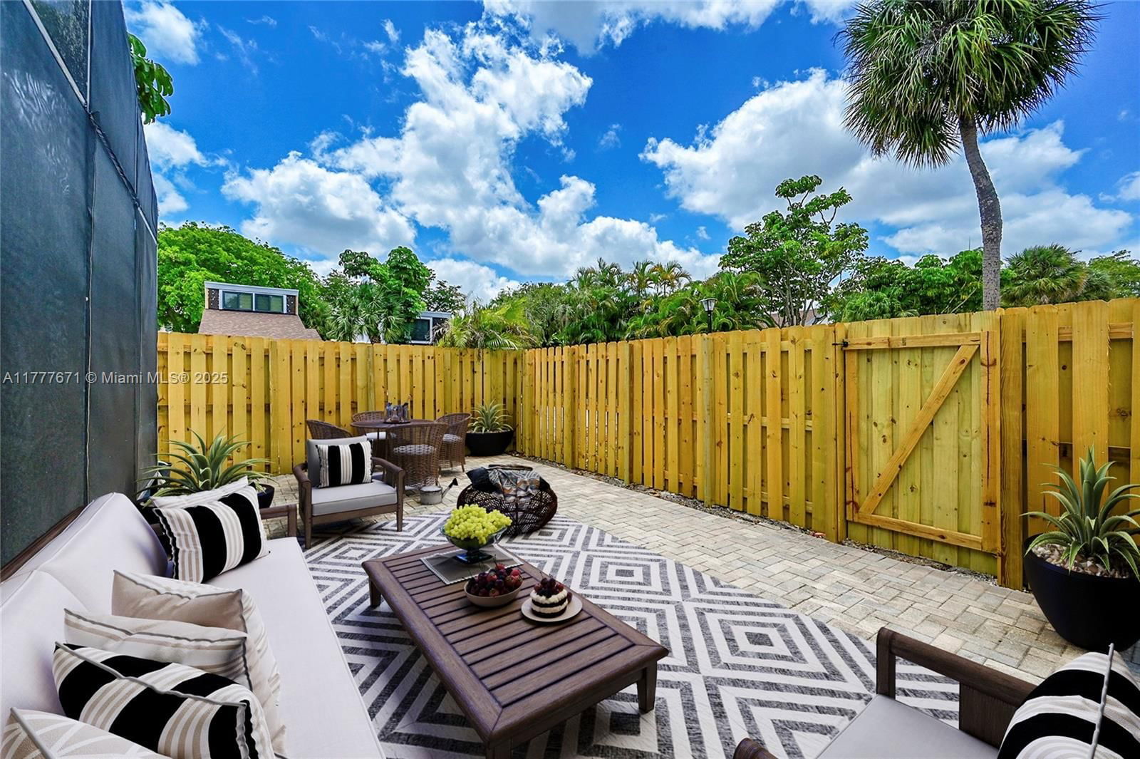 Real estate property located at 1725 73rd Ave #38, Broward, Omega Villas 2 Condo, Plantation, FL