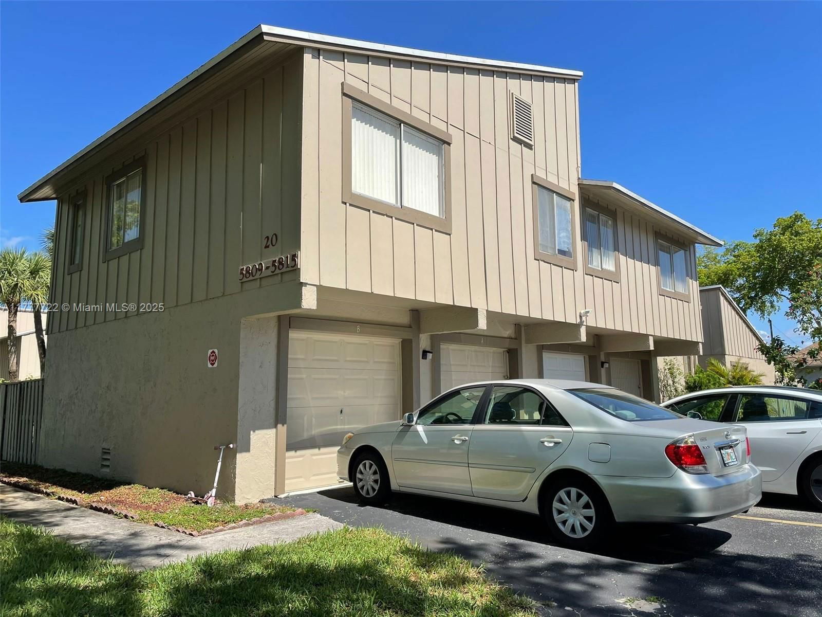 Real estate property located at 5809 21st St #20-A, Broward, Habitat Ii Condo, Lauderhill, FL