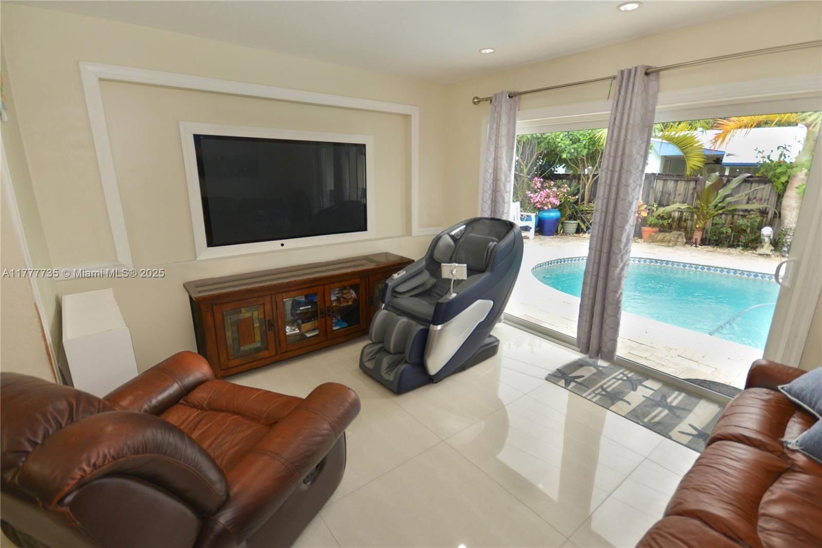 Real estate property located at 6550 8th St, Broward, Boulevard Heights Sec Ten, Pembroke Pines, FL
