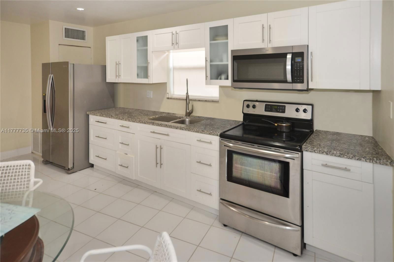 Real estate property located at 6550 8th St, Broward, Boulevard Heights Sec Ten, Pembroke Pines, FL