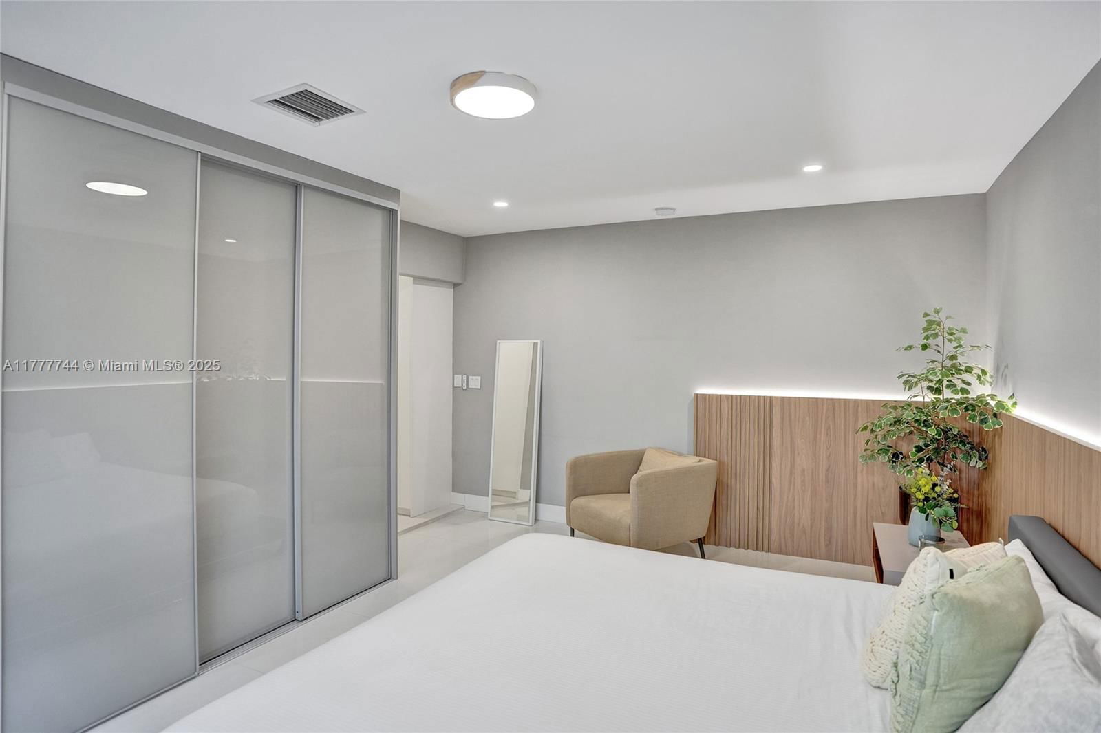 Real estate property located at 620 17th Ter, Broward, Victoria Park Corr Amen P, Fort Lauderdale, FL