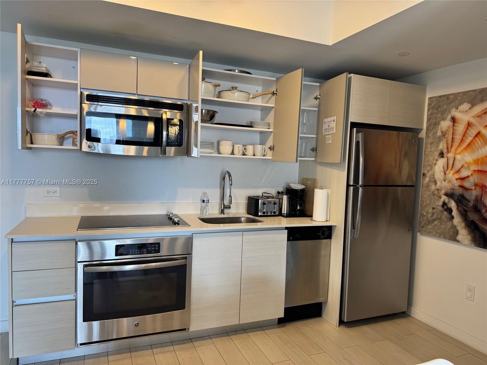 Real estate property located at 2602 Hallandale Beach Blvd R507, Broward, Beachwalk Condominium, Hallandale Beach, FL