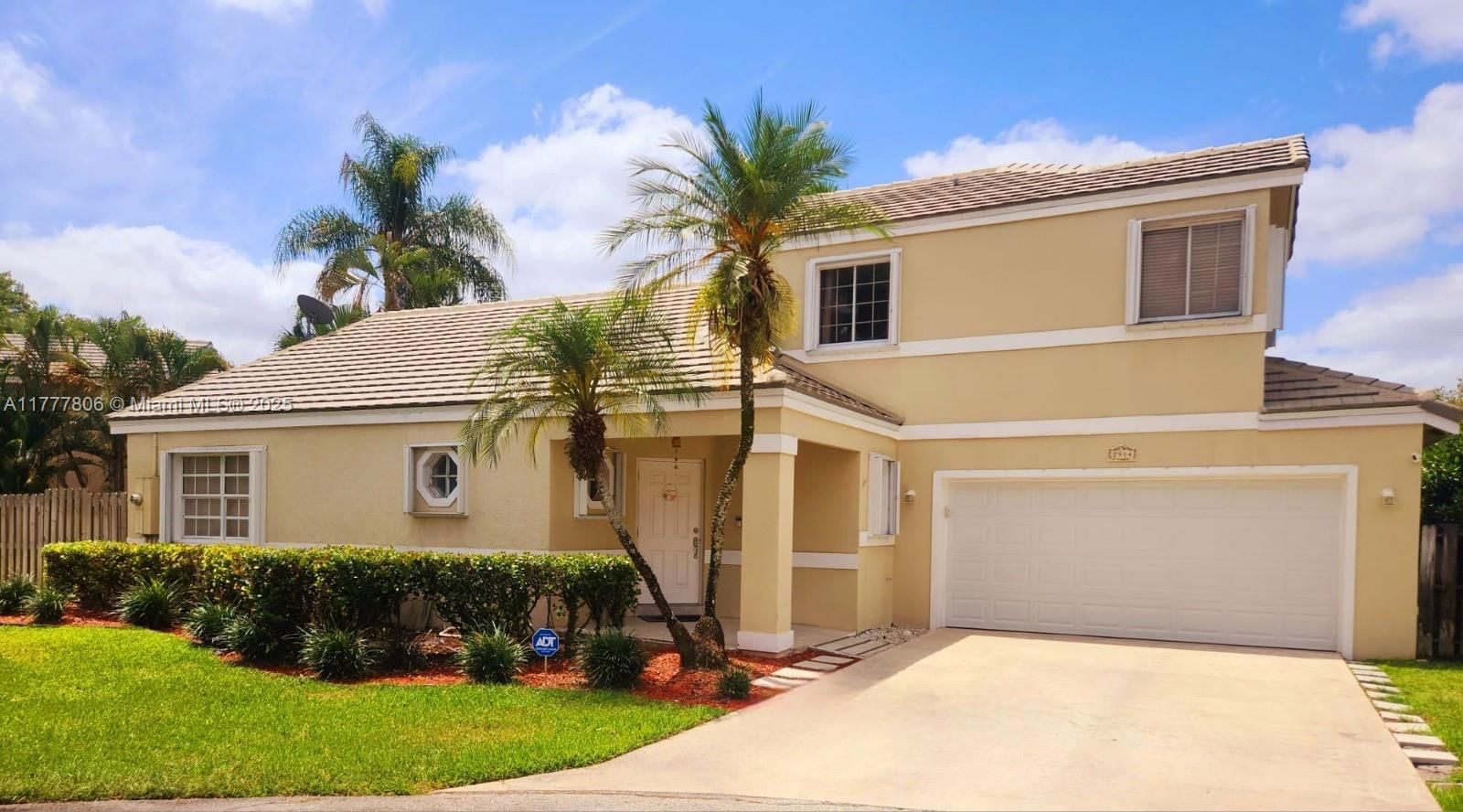 Real estate property located at 2984 Tall Oak Ct, Broward, Forest Ridge Cluster Home, Davie, FL