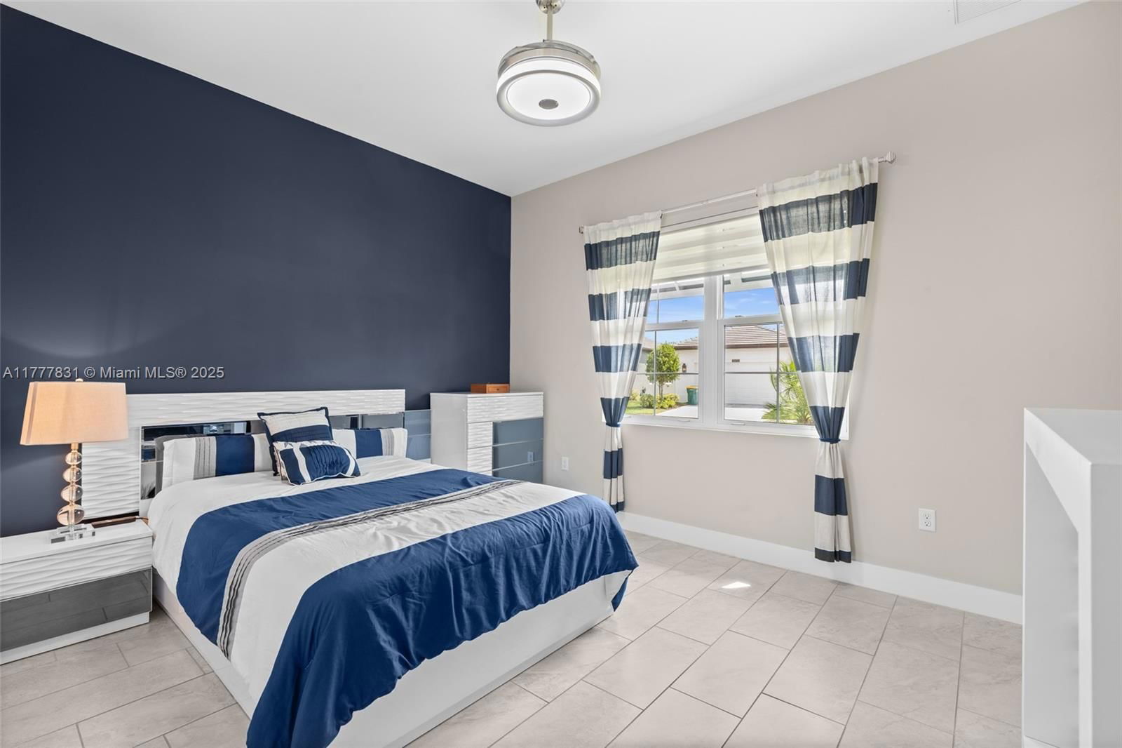 Real estate property located at 3671 Sapphire Cove, Collier, Estilo Acres Lot 32, Naples, FL