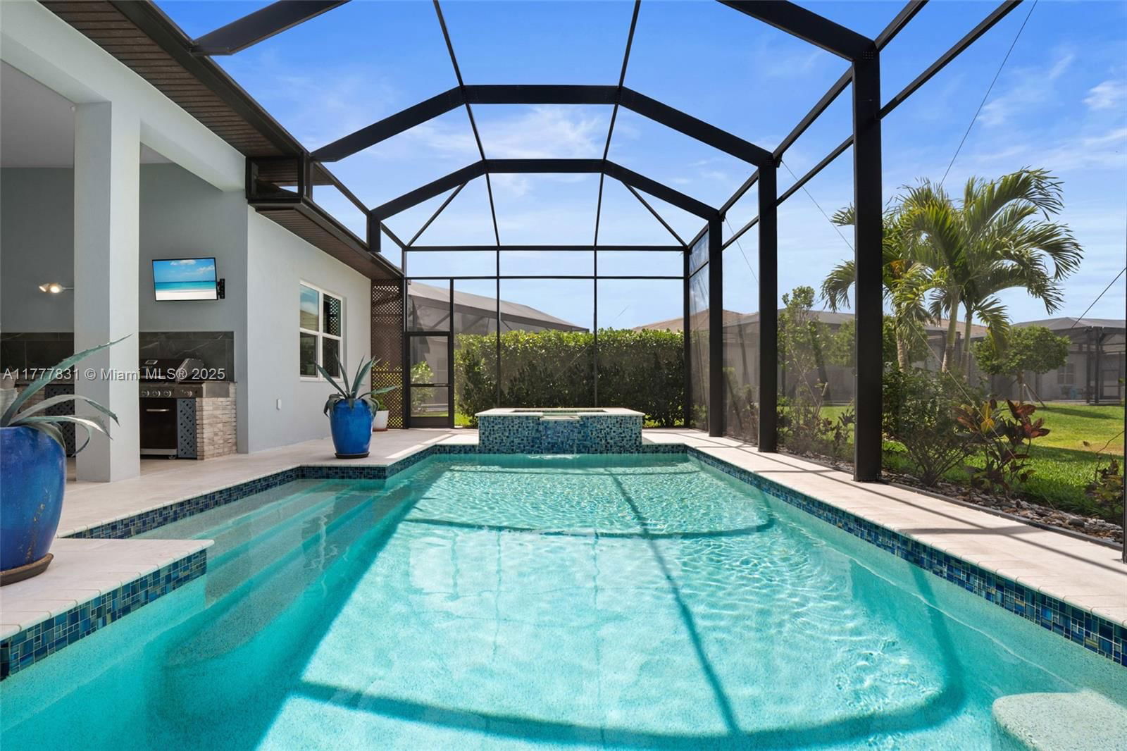 Real estate property located at 3671 Sapphire Cove, Collier, Estilo Acres Lot 32, Naples, FL