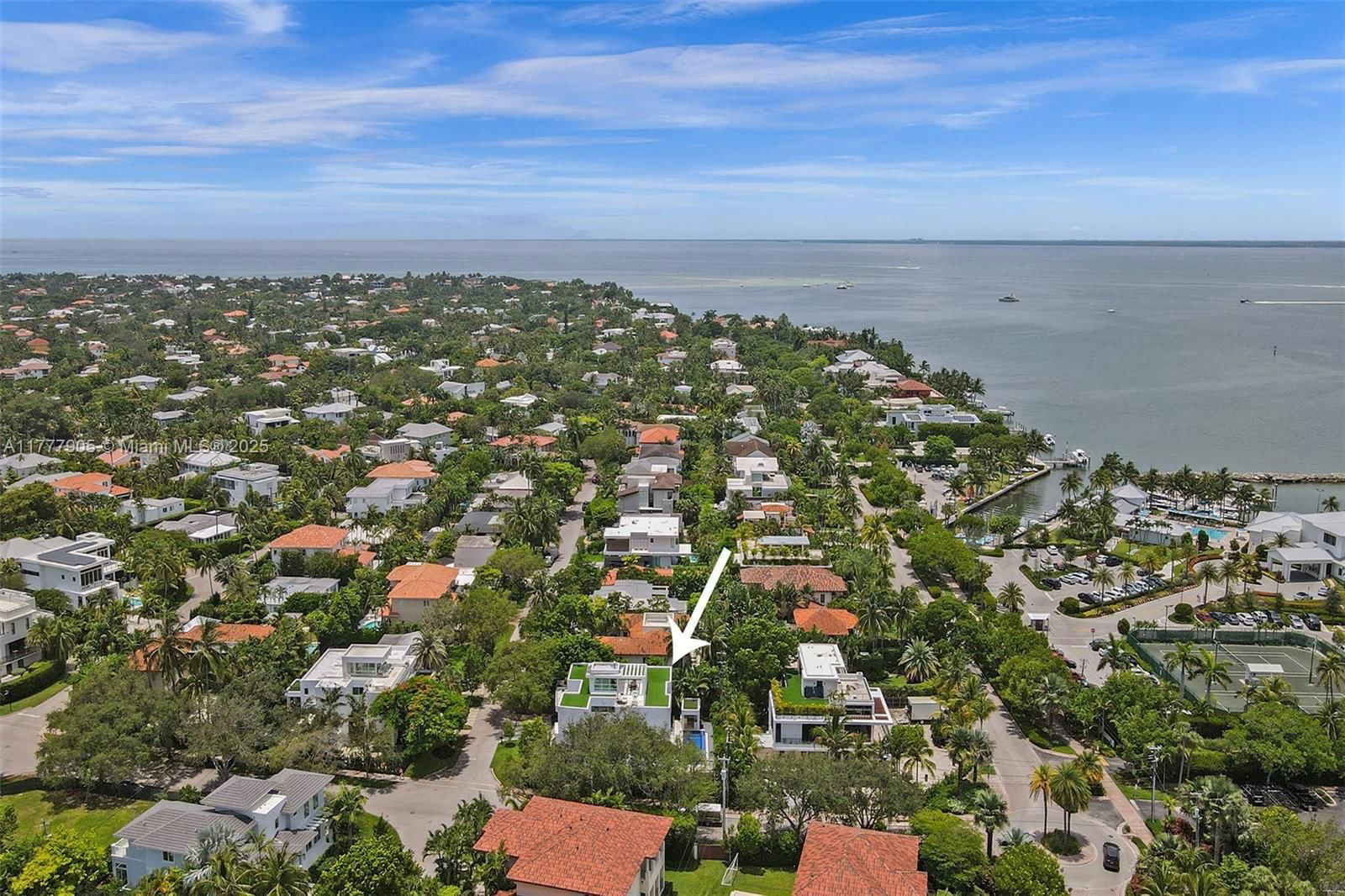 Real estate property located at 201 Buttonwood Dr, Miami-dade, Tropical Isle Homes Sub 4, Key Biscayne, FL