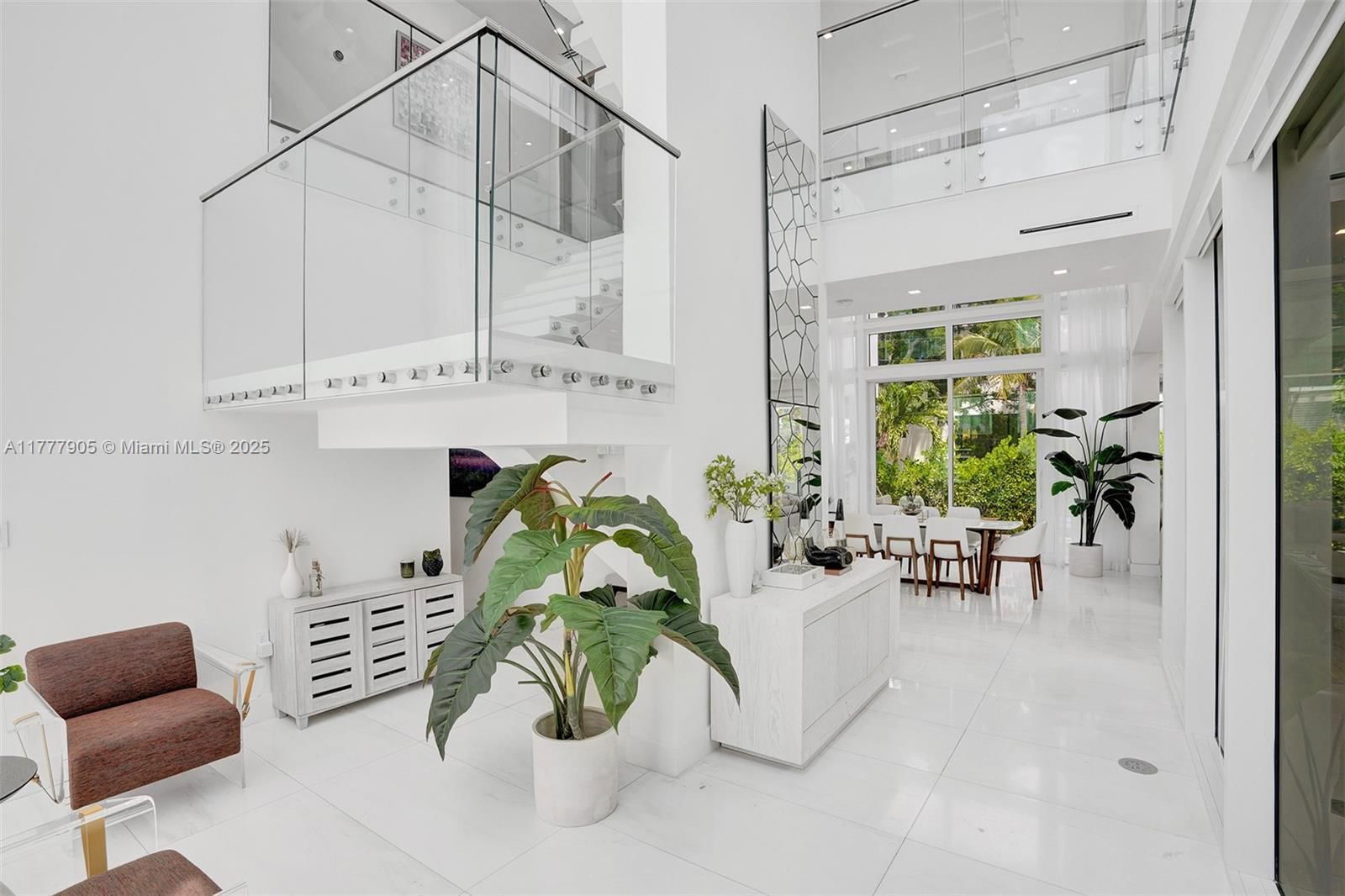 Real estate property located at 201 Buttonwood Dr, Miami-dade, Tropical Isle Homes Sub 4, Key Biscayne, FL