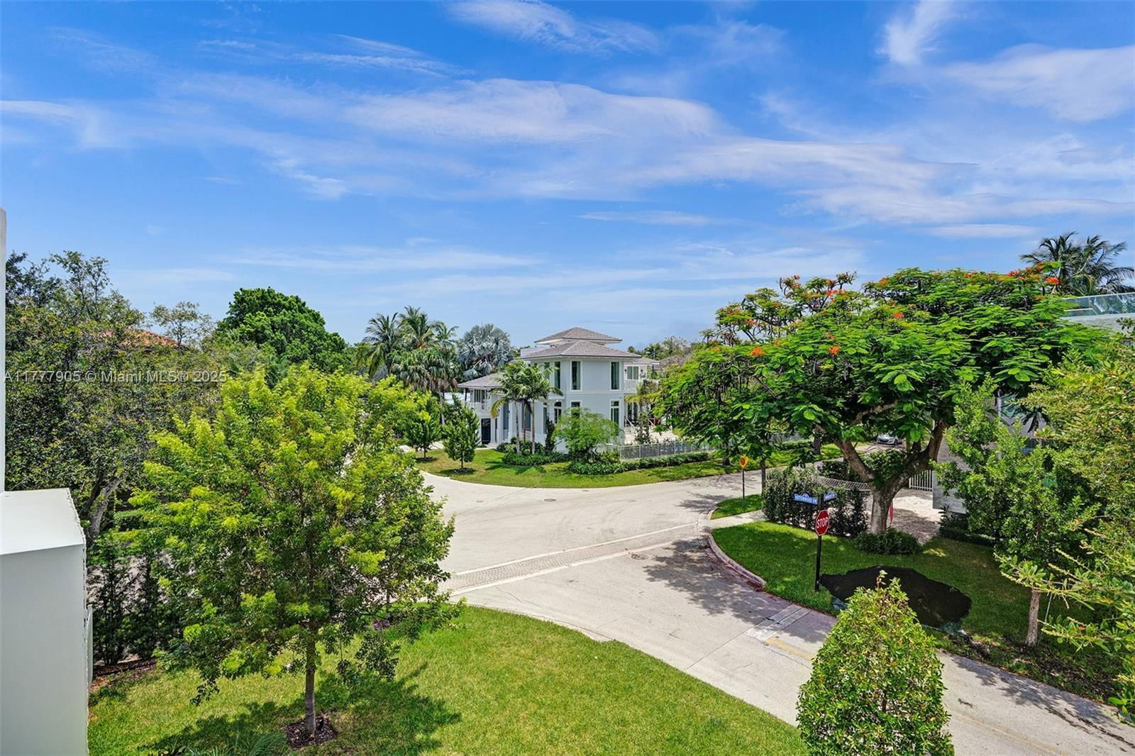 Real estate property located at 201 Buttonwood Dr, Miami-dade, Tropical Isle Homes Sub 4, Key Biscayne, FL