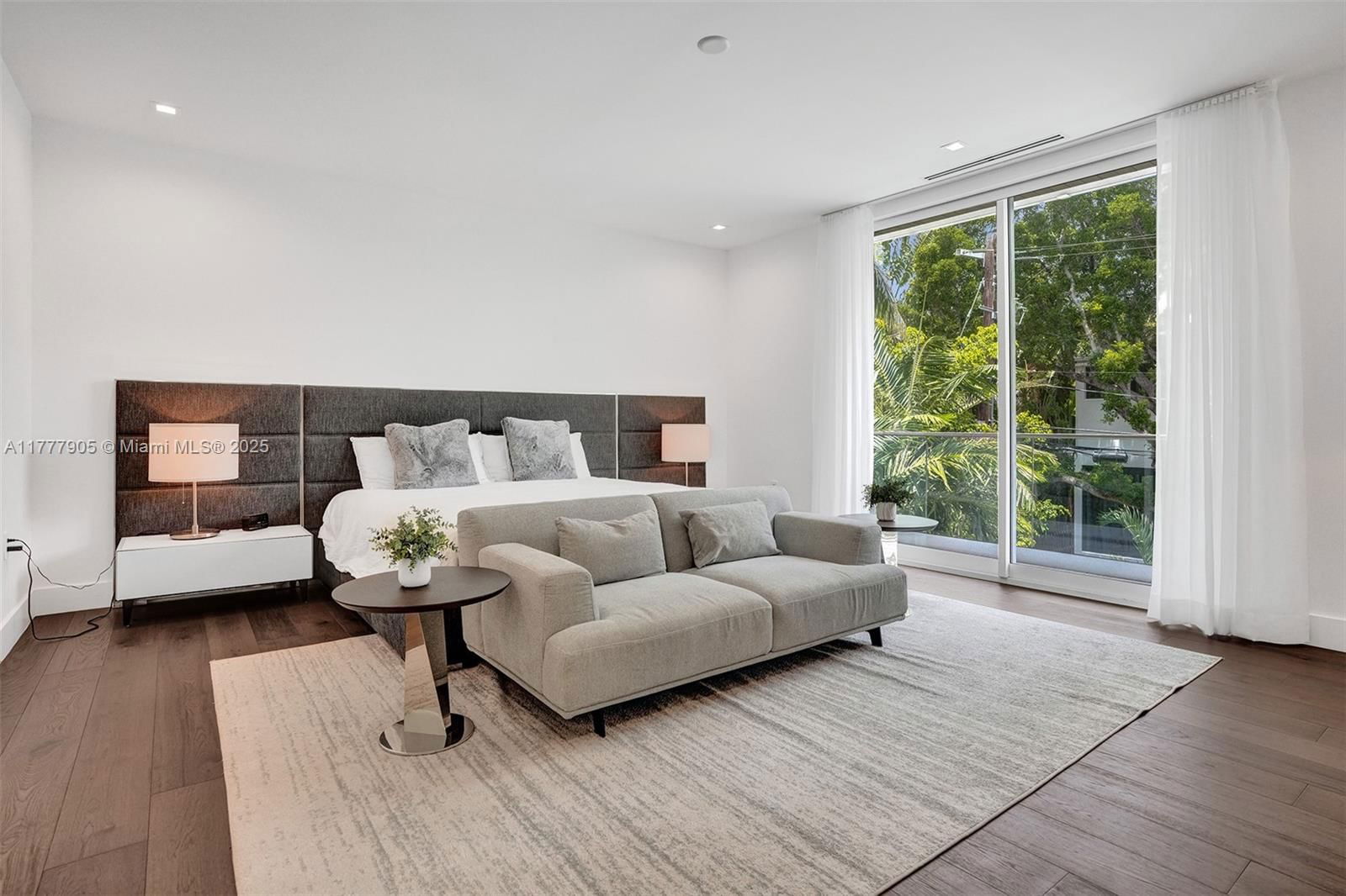 Real estate property located at 201 Buttonwood Dr, Miami-dade, Tropical Isle Homes Sub 4, Key Biscayne, FL