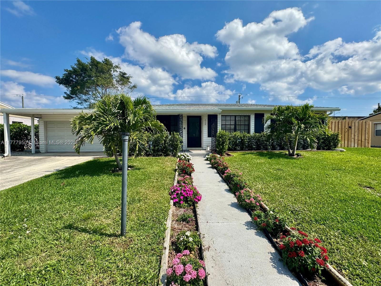 Real estate property located at 826 Cochran Dr, Palm Beach, Lake Osborne Heights, Lake Worth, FL