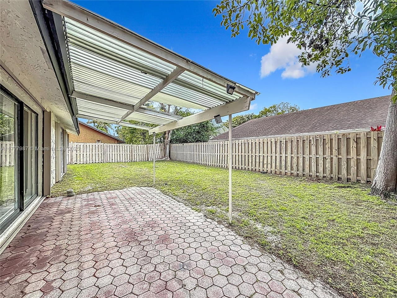 Real estate property located at 750 77th Ave, Broward, Plantation Hills, Plantation, FL