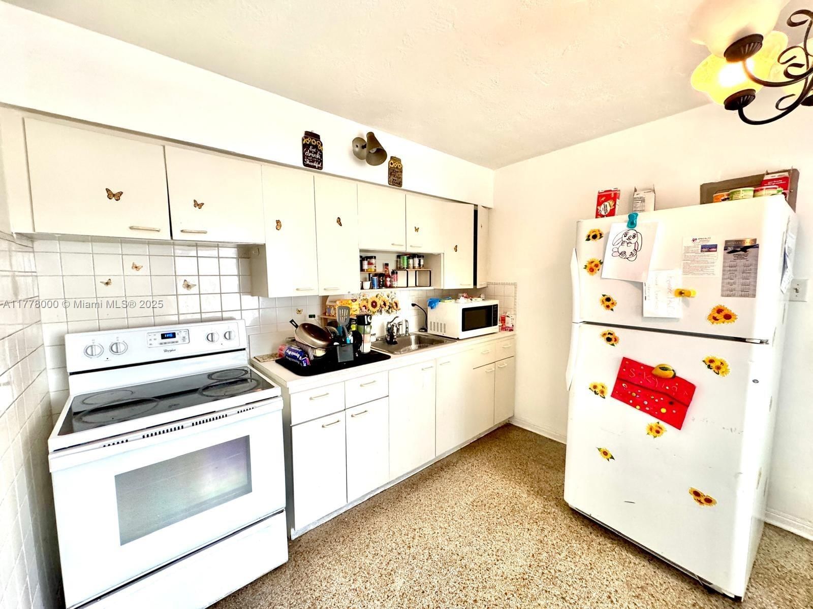 Real estate property located at 616 3rd Ct, Broward, Foster Park, Hallandale Beach, FL
