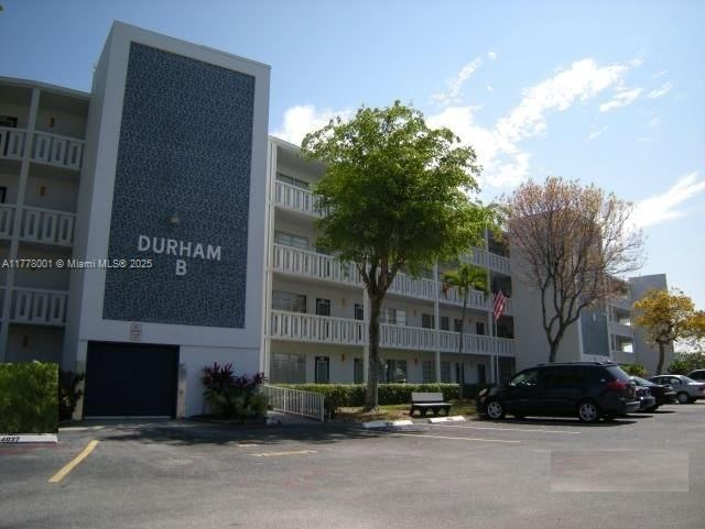 Real estate property located at 2031 Durham B #2031, Broward, Durham B Condo, Deerfield Beach, FL