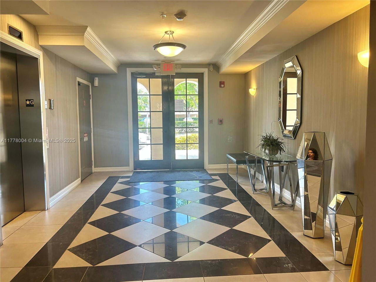 Real estate property located at 1900 Van Buren St #323B, Broward, Regent Park Condo, Hollywood, FL
