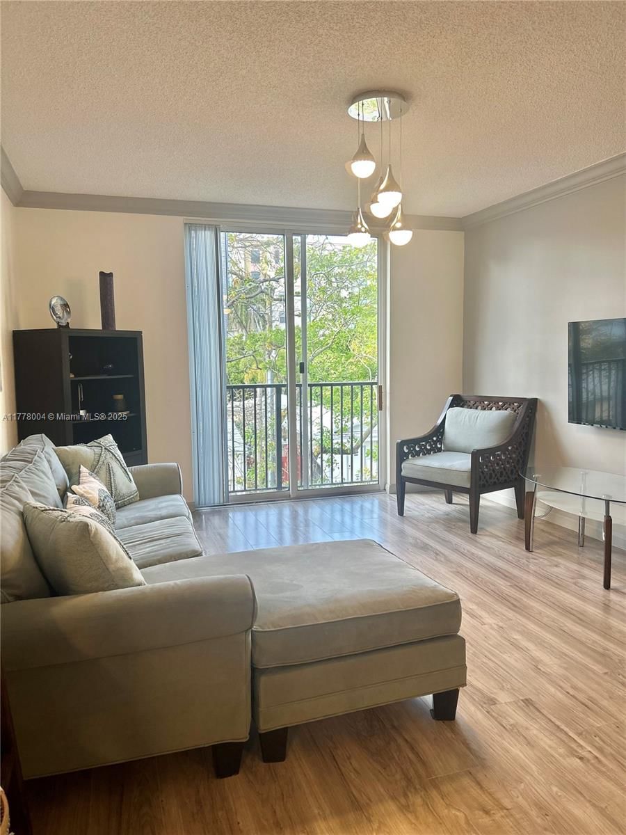 Real estate property located at 1900 Van Buren St #323B, Broward, Regent Park Condo, Hollywood, FL