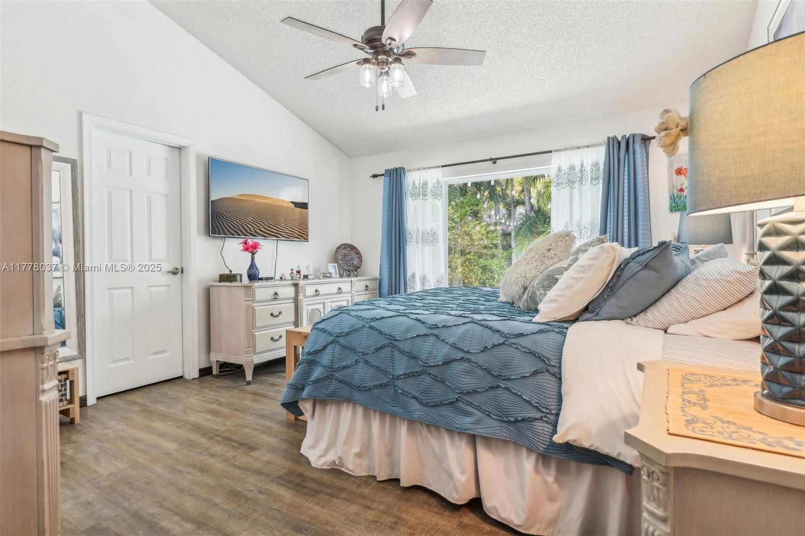 Real estate property located at 10095 55th Ln, Broward, Venture One Plat, Cooper City, FL