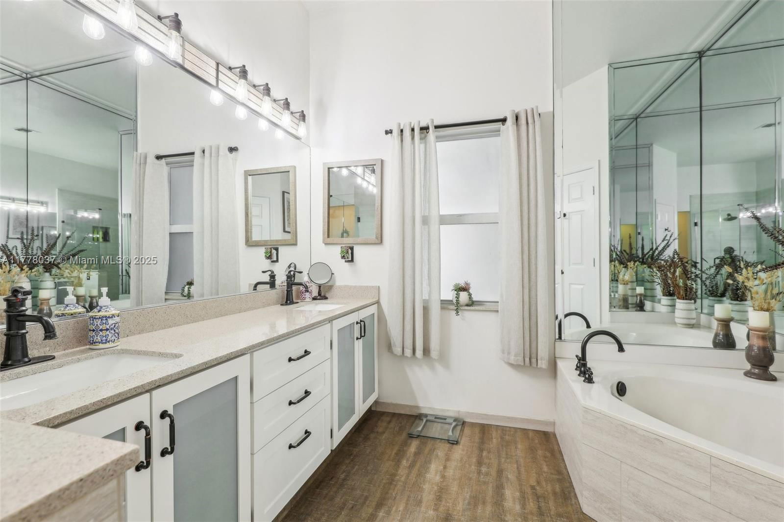 Real estate property located at 10095 55th Ln, Broward, Venture One Plat, Cooper City, FL