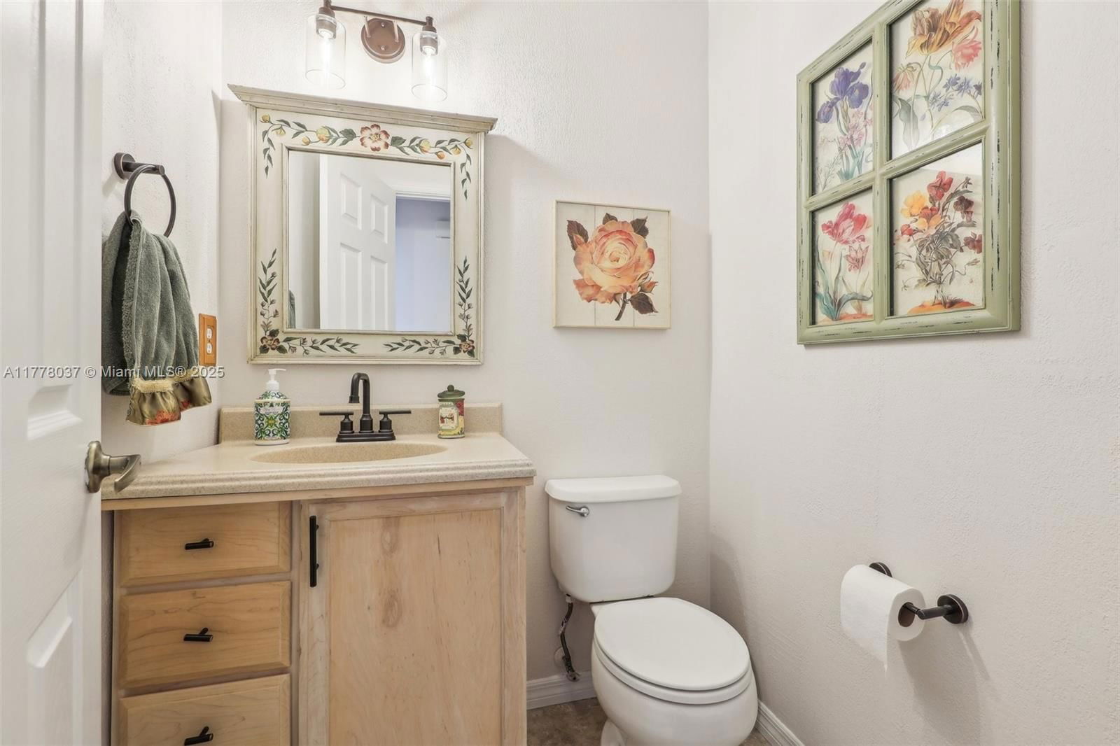Real estate property located at 10095 55th Ln, Broward, Venture One Plat, Cooper City, FL