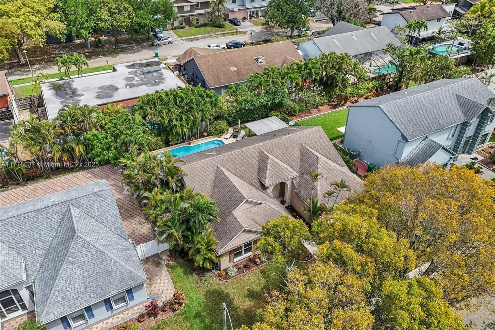 Real estate property located at 10095 55th Ln, Broward, Venture One Plat, Cooper City, FL