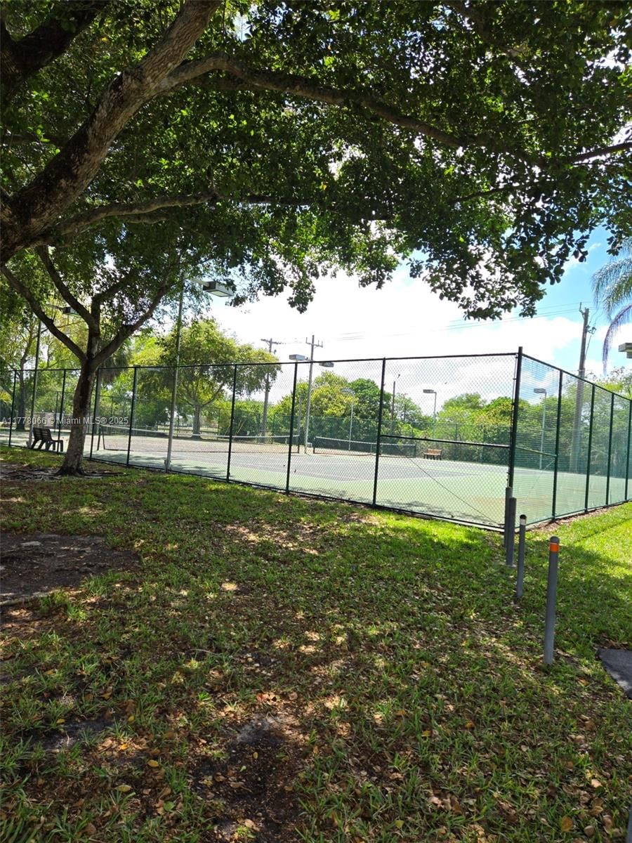 Real estate property located at 11912 13th Ct #11912, Broward, C H E Acres, Davie, FL