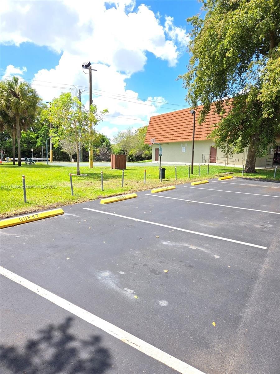 Real estate property located at 11912 13th Ct #11912, Broward, C H E Acres, Davie, FL
