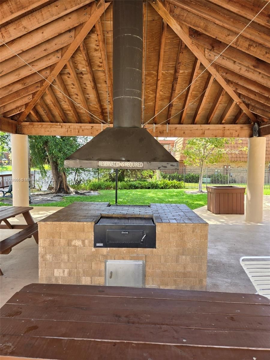 Real estate property located at 11912 13th Ct #11912, Broward, C H E Acres, Davie, FL