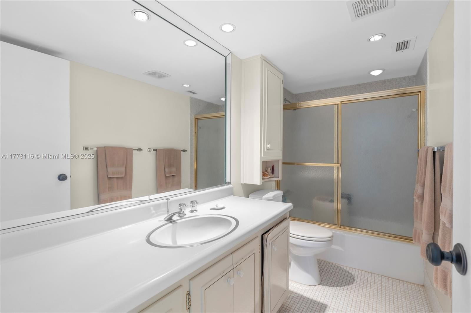 Real estate property located at 1200 Ocean Blvd #16C, Palm Beach, Cloister Beach Towers, Boca Raton, FL