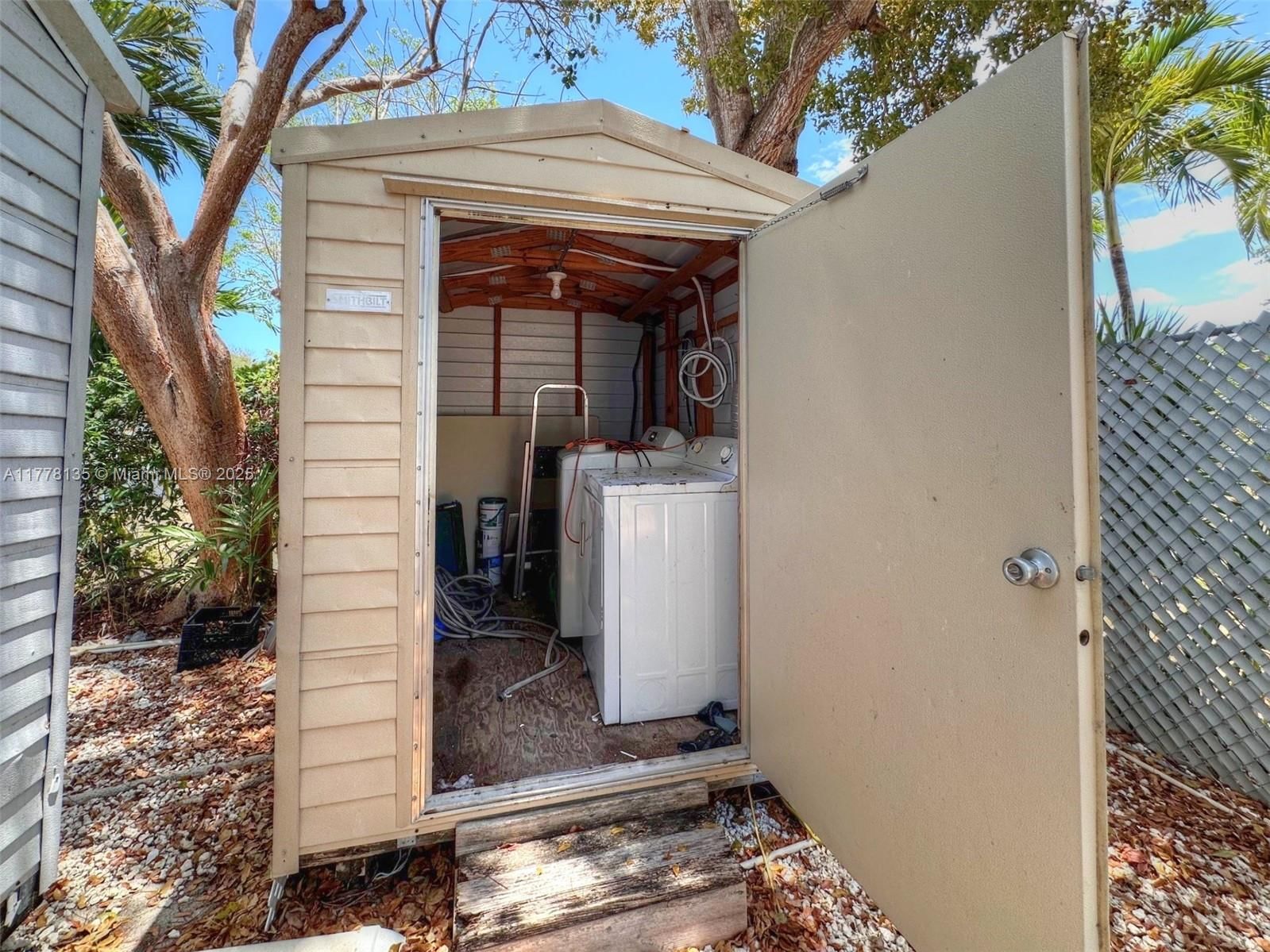 Real estate property located at 34 Judy Pl, Monroe, Largo Gardens, Key Largo, FL