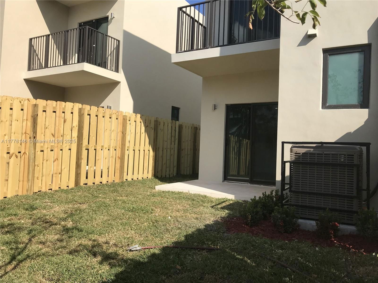 Real estate property located at 4384-4400 10th Ave, Miami-dade, East 10th Avenue, Hialeah, FL