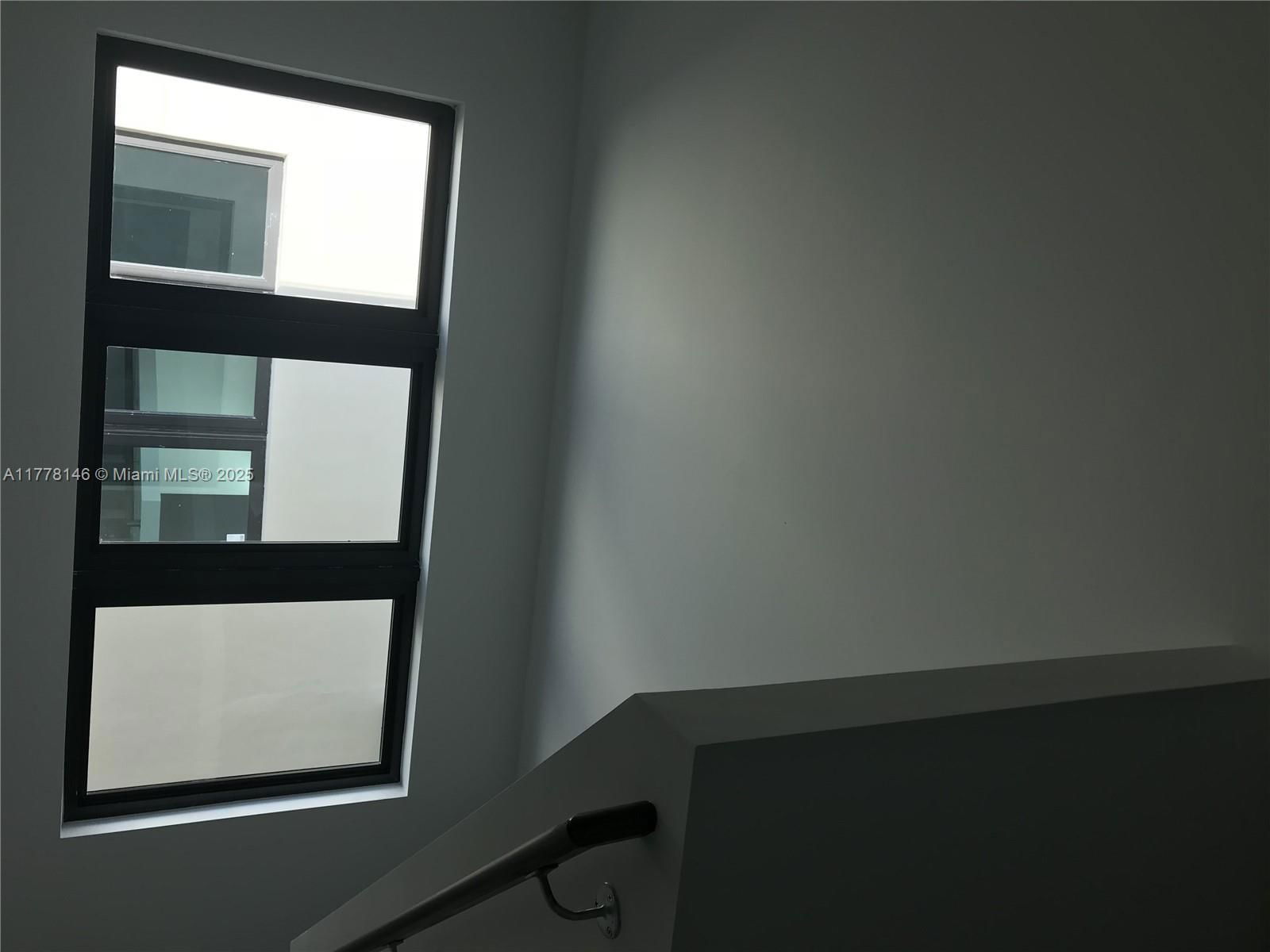 Real estate property located at 4384-4400 10th Ave, Miami-dade, East 10th Avenue, Hialeah, FL