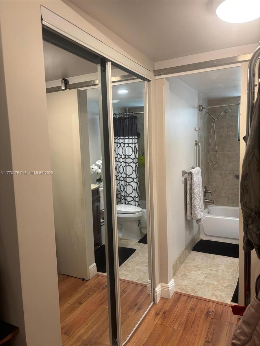 Real estate property located at 151 Berkley Rd #206, Broward, Berkley House West, Hollywood, FL