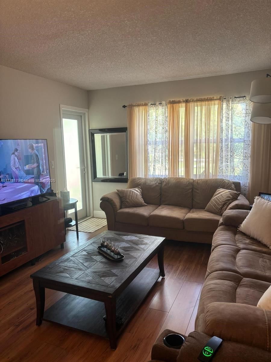Real estate property located at 151 Berkley Rd #206, Broward, Berkley House West, Hollywood, FL