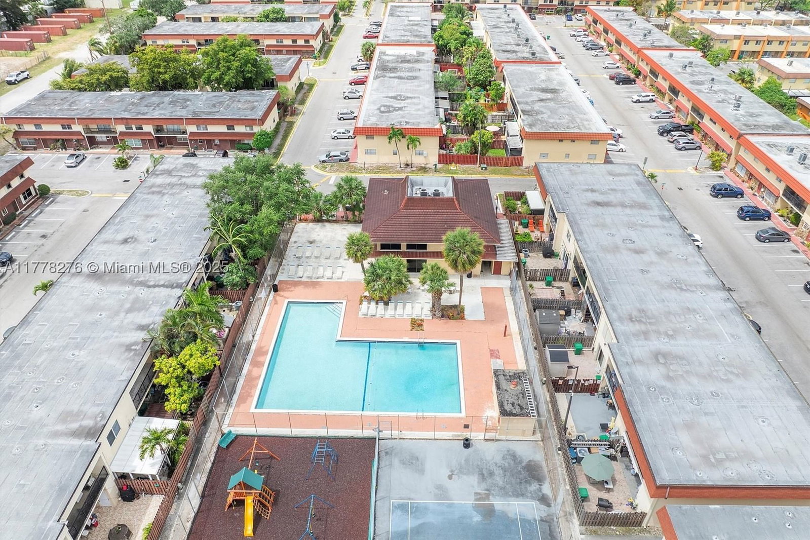 Real estate property located at 6668 41st Pl #29, Broward, Brentwood Townhouse 1, Davie, FL