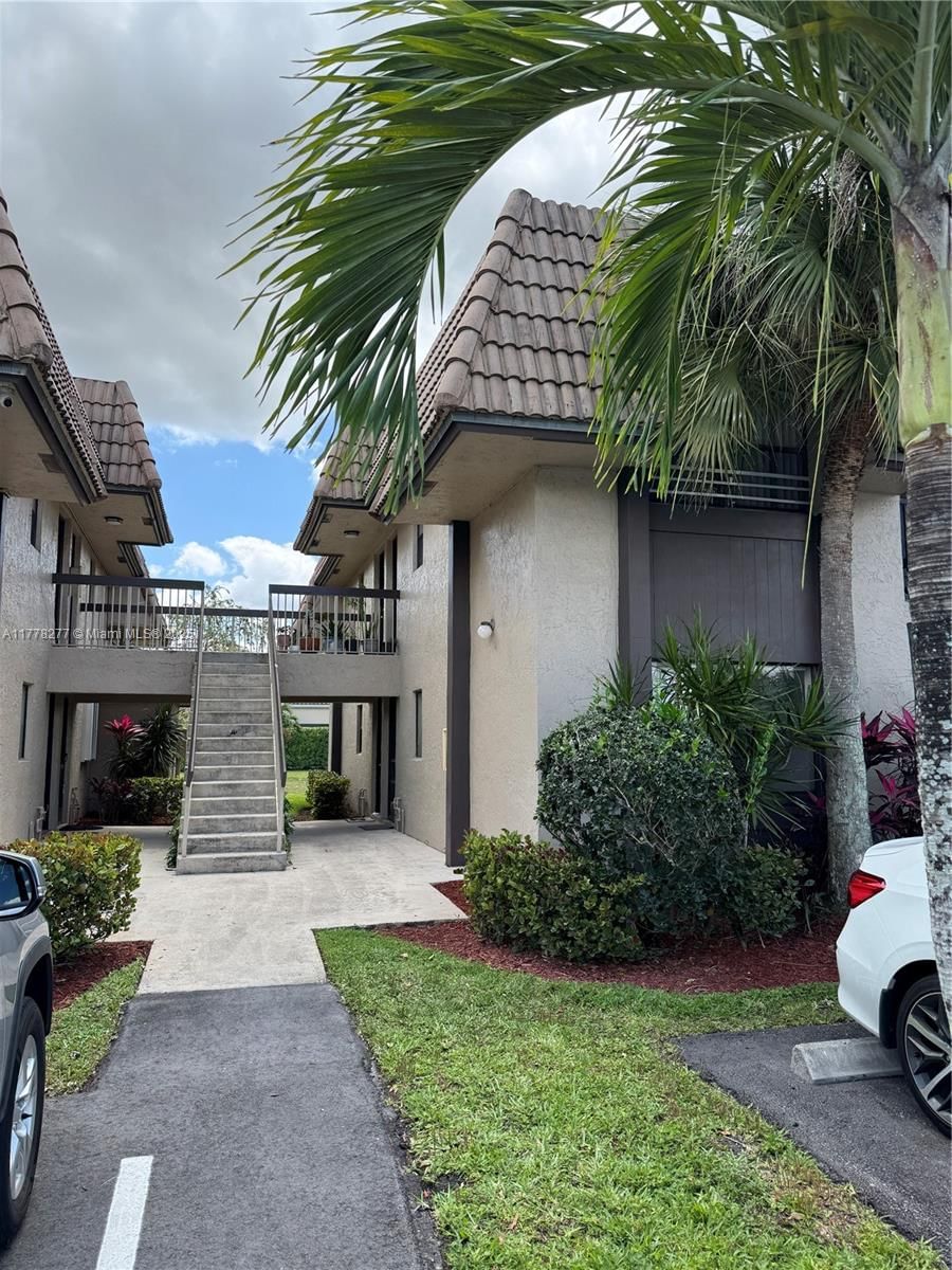 Real estate property located at 10724 Royal Palm Blvd #1-3, Broward, Grenadier East Condo, Coral Springs, FL