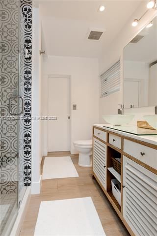 Real estate property located at 268 Mashta Dr, Miami-dade, Biscayne Key Estates, Key Biscayne, FL