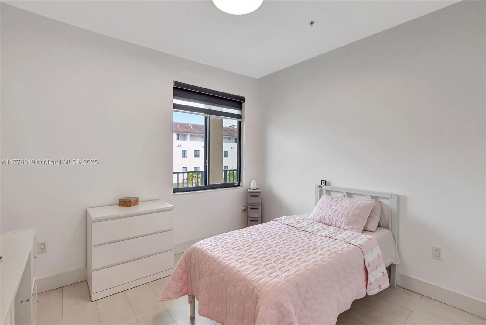 Real estate property located at 4740 84th Ct #32, Miami-dade, Urbana At The Residences, Doral, FL