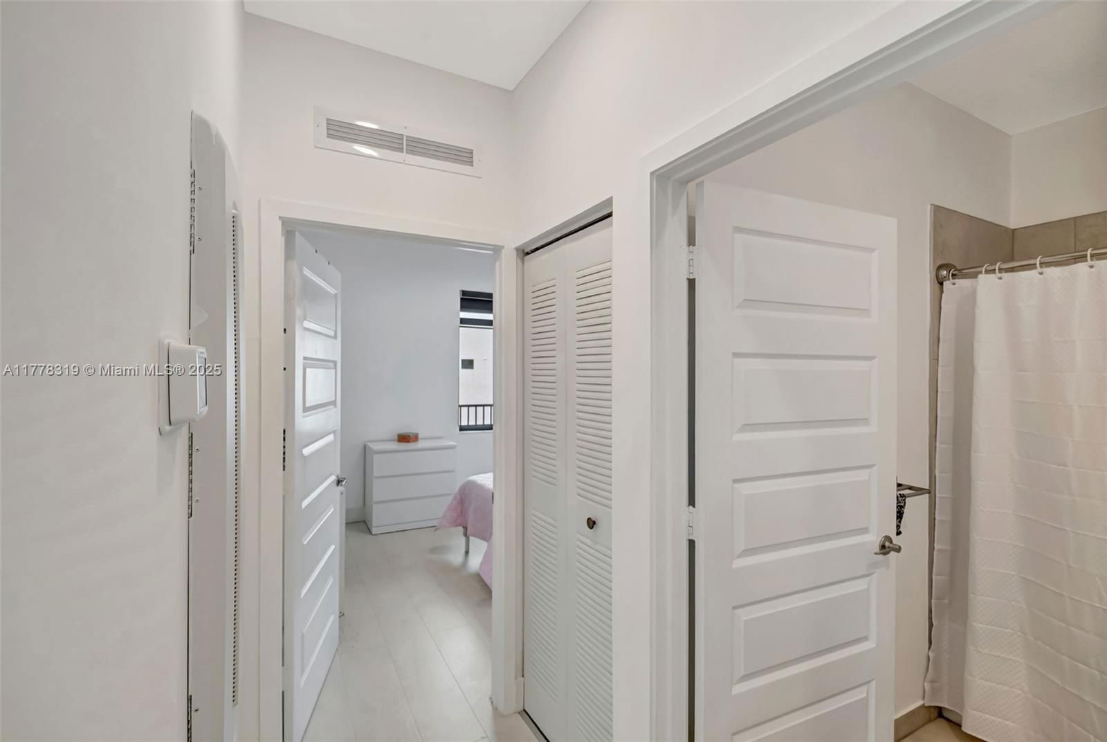 Real estate property located at 4740 84th Ct #32, Miami-dade, Urbana At The Residences, Doral, FL
