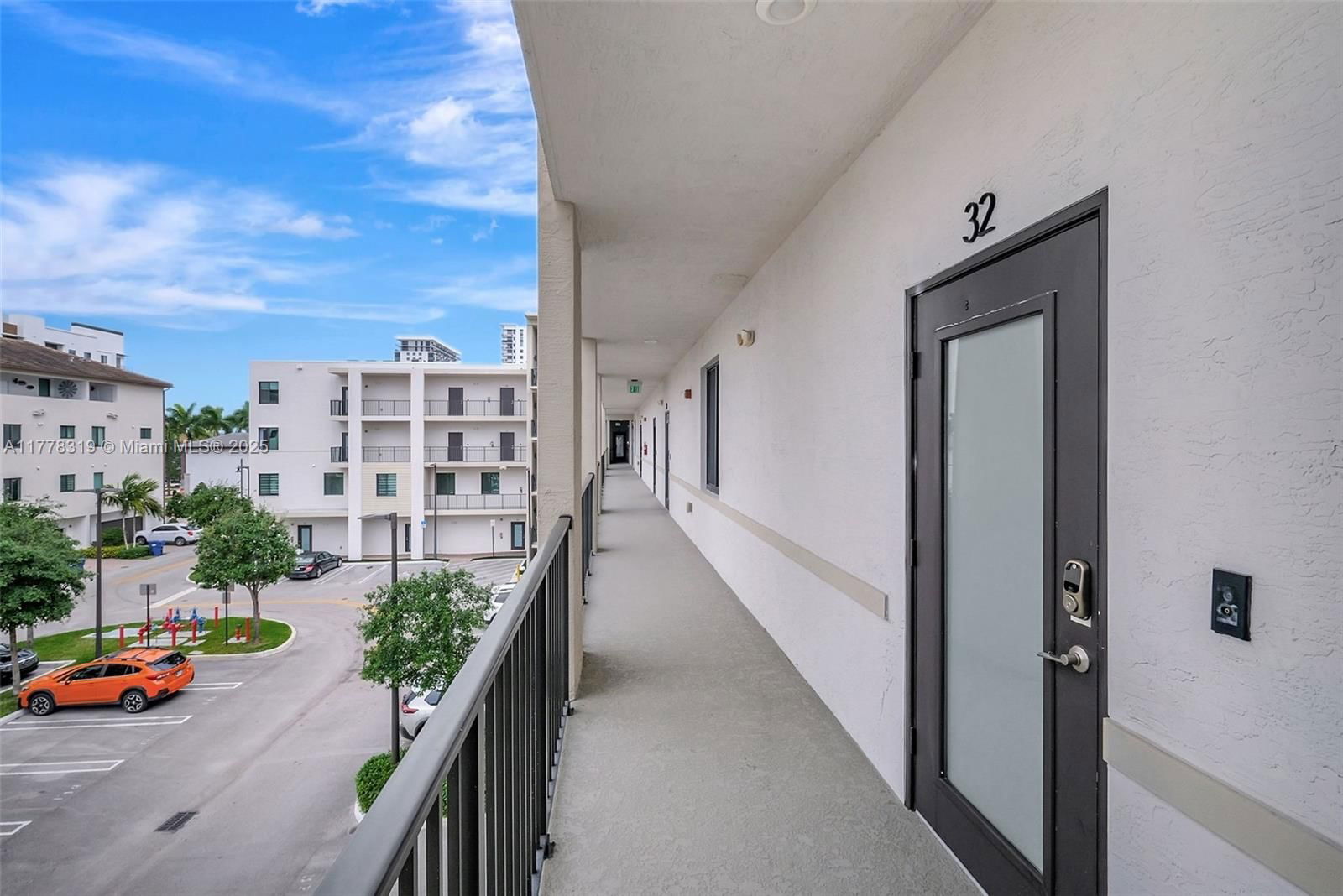 Real estate property located at 4740 84th Ct #32, Miami-dade, Urbana At The Residences, Doral, FL