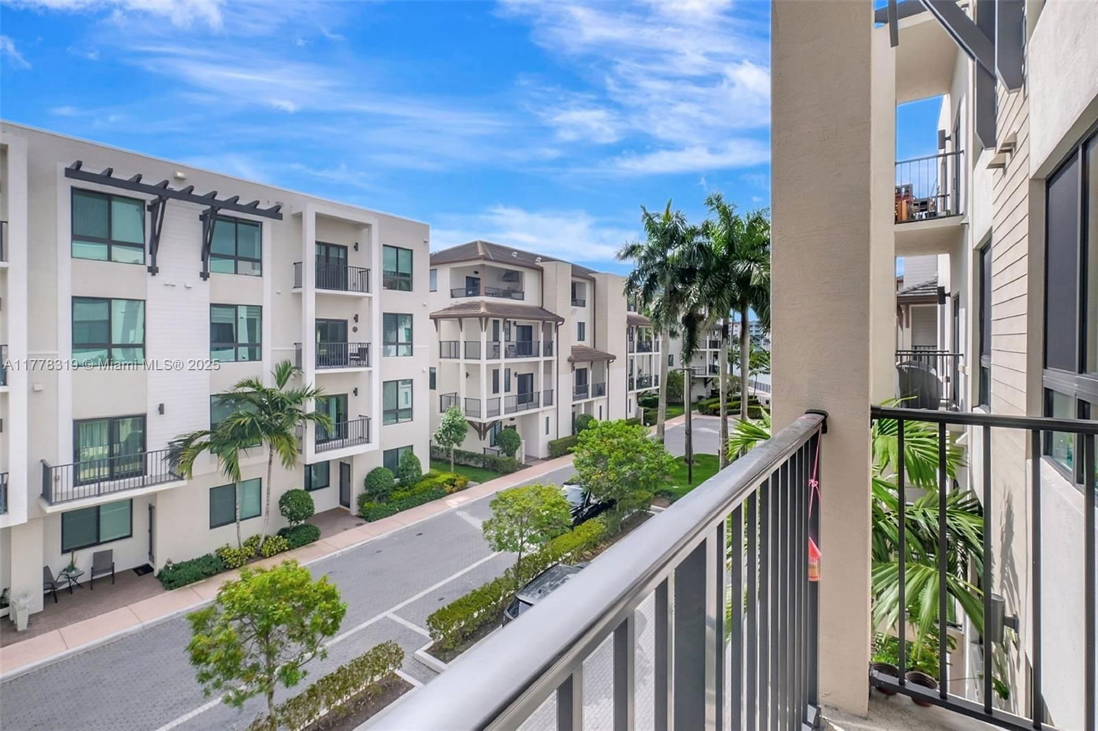Real estate property located at 4740 84th Ct #32, Miami-dade, Urbana At The Residences, Doral, FL